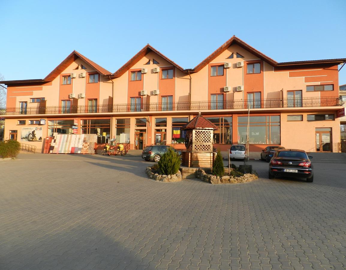 Hotel Condor أورافيتا المظهر الخارجي الصورة