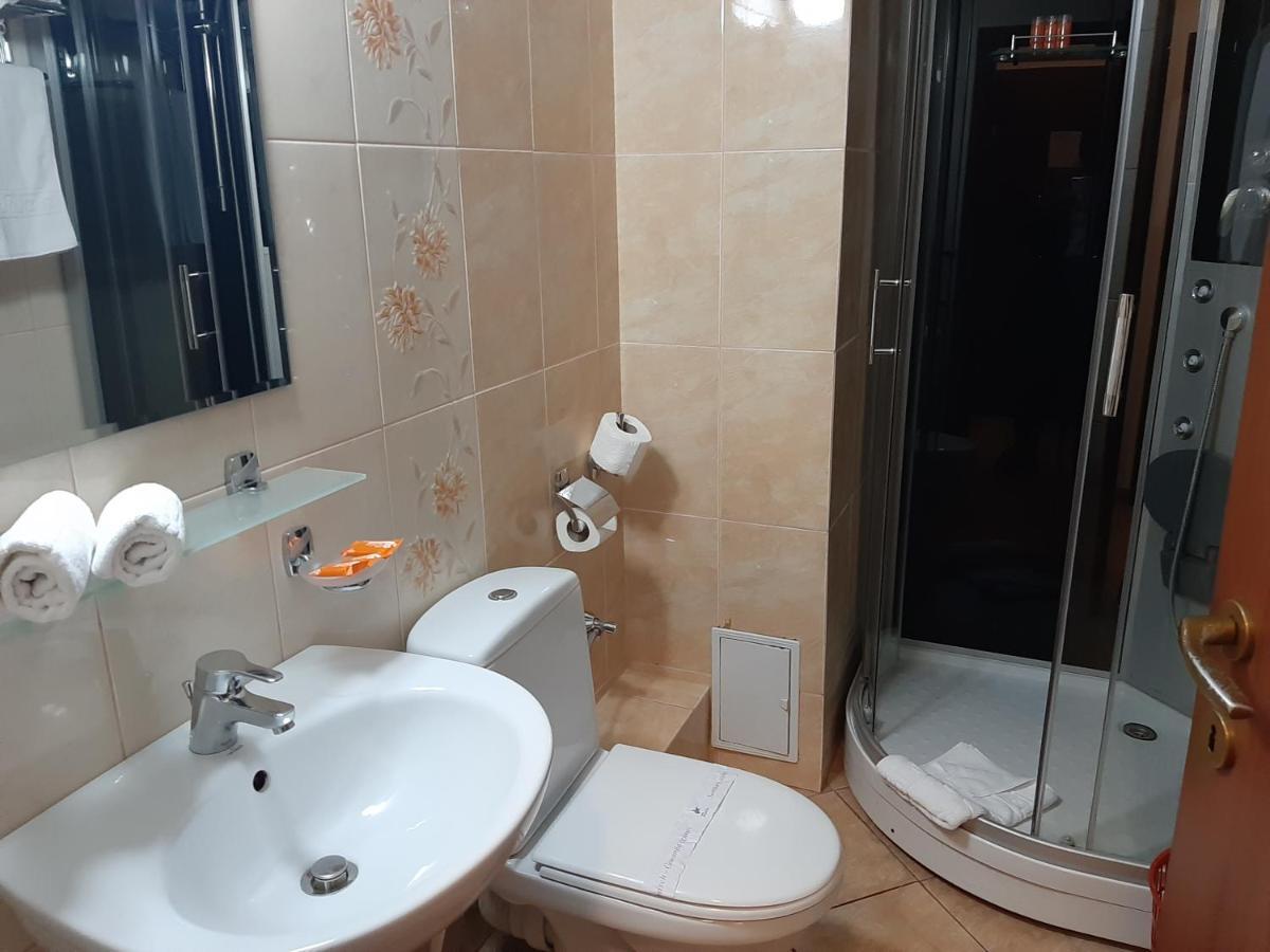 Hotel Condor أورافيتا المظهر الخارجي الصورة